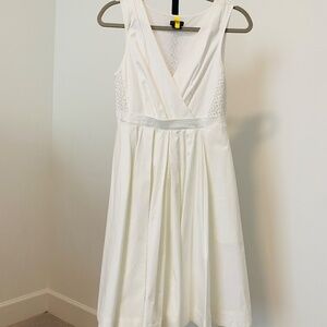 Elegant ANTHROPOLOGIE Soft White Collette Dinnigan Dress with Pockets, Size 6P